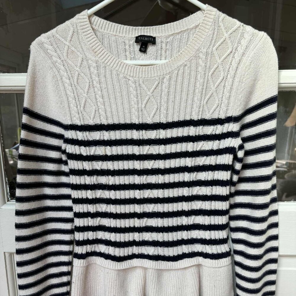 Talbot's Cream & Navy Cable Sweater M